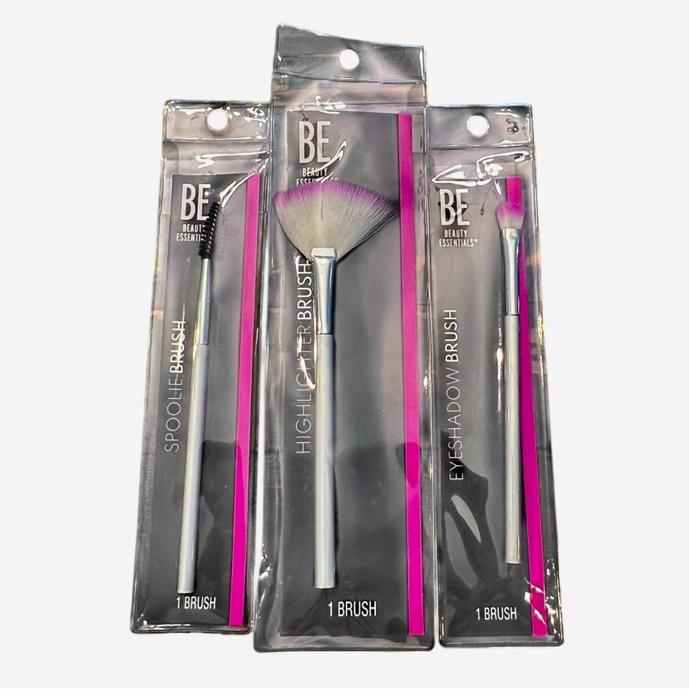 Beauty Essentials Makeup Brush Set 3 Pc‎ Highlighter Eyeshadow Spoolie Silver